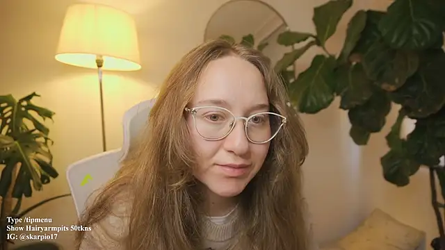 Scarlett_NoirMuse's Live XXX Chat