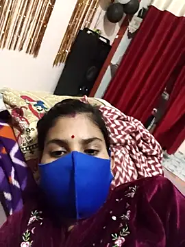 Maahi-Queen Live XXX-Chat