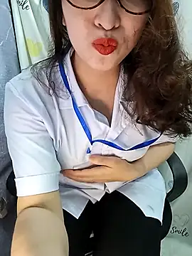 Živý XXX chat Ariana-Vy