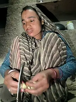 Hot_raaani Live XXX-chat