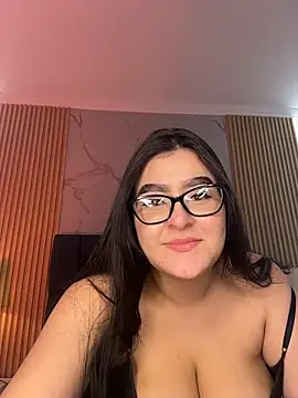 VioletaMaddox Chat XXX live