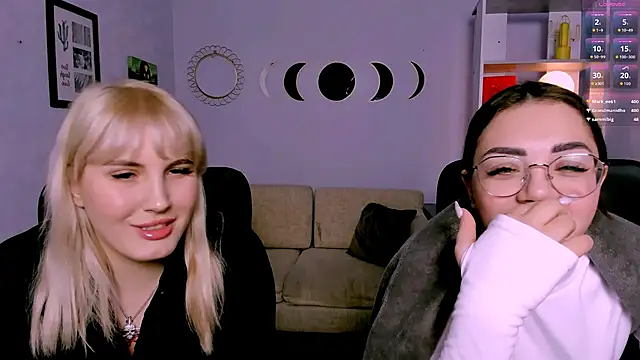 kiki_swan's Live XXX Chat