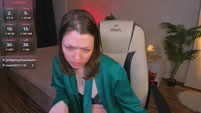 Lunar_Lily's Live XXX Chat