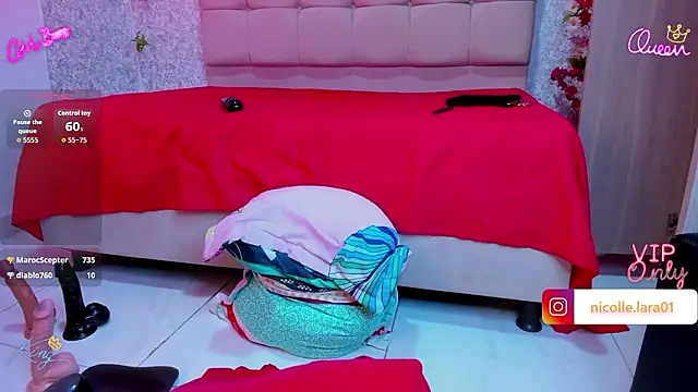 amelia_ferrerx élő XXX-chatje