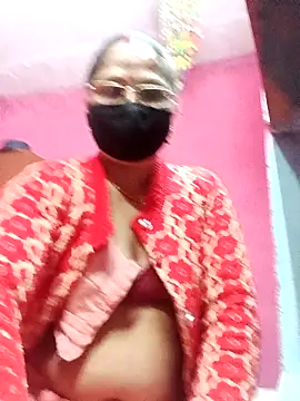 Dom_sexe Adlı Modelin Canlı XXX Sohbeti