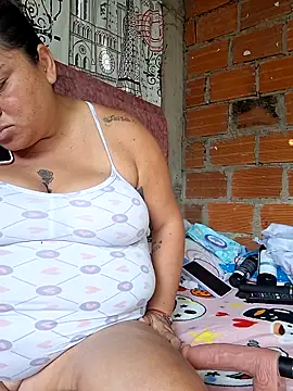 chubby_sexy_big_tits Live XXX-Chat