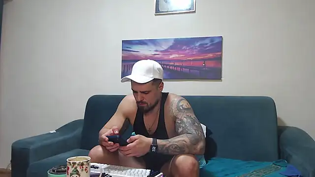 Chat XXX en directo de Tiberius_hunk