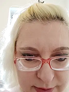 دردشة VikaKing الجنسية المباشرة