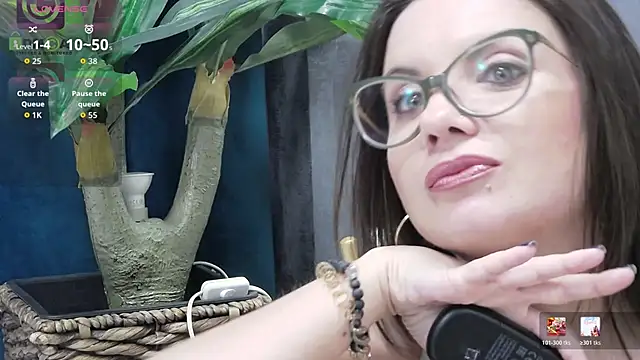 Roxie_Anne Chat XXX in diretta