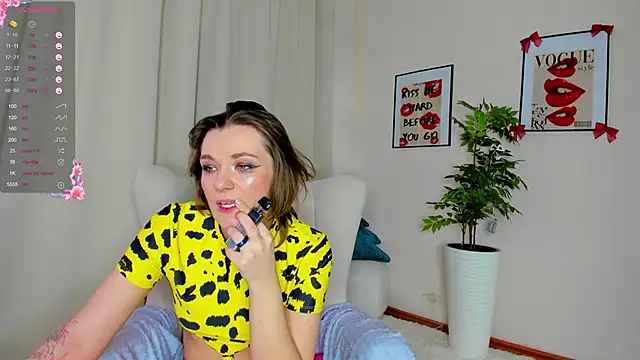 KiraRogers – Live XXX-chat