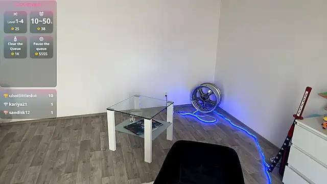 Chat XXX en directo de Dobbimood