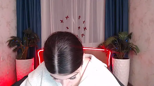 KisaModel: онлайн-секс-чат