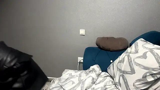 Ur_neighbor_Kira 라이브 XXX 채팅