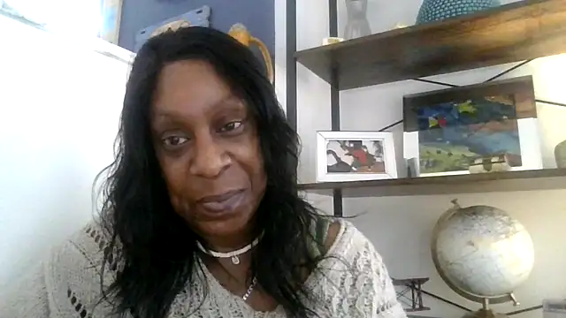 Онлайн чат XXX Ebony-SultryX