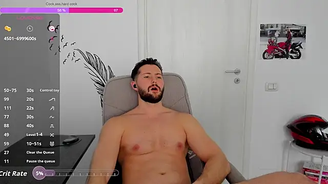 XXX chat uživo modela ZackFraser