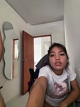 RoomExotic11 Webcam Show