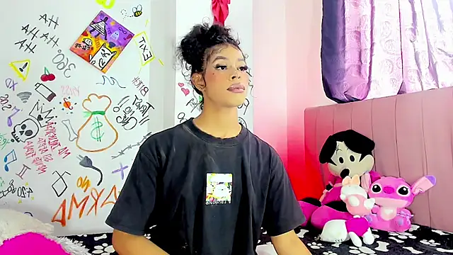 bloom444 élő XXX-chatje