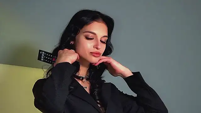 BeverlyMost's Live XXX Chat