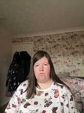 DeliciousOliviaX élő XXX-chatje