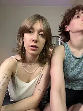 Jitoon_Exe Chat XXX in diretta