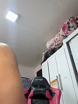 Monica_Pimentinha_ Chat XXX in diretta