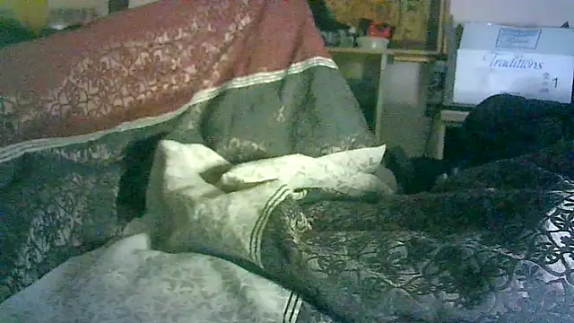 ON3YOULLN3VER_FIR3 Adlı Modelin Canlı XXX Sohbeti