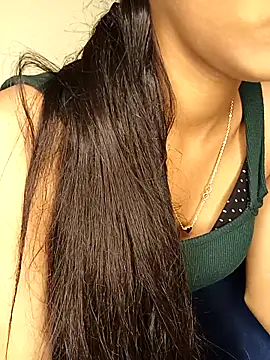 Anju_doshi1 élő XXX-chatje