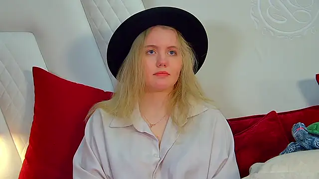 EmilyEvanse: онлайн-секс-чат