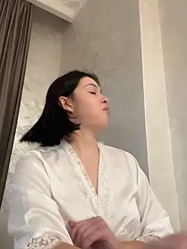 KikiWatson Chat XXX in diretta