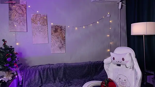 KikiMoor Chat XXX in diretta