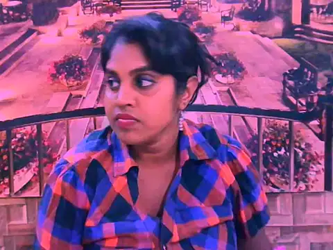 IndianDiva27 即時 XXX 聊天