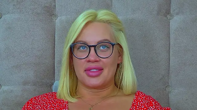 MariaNeumann 라이브 XXX 채팅