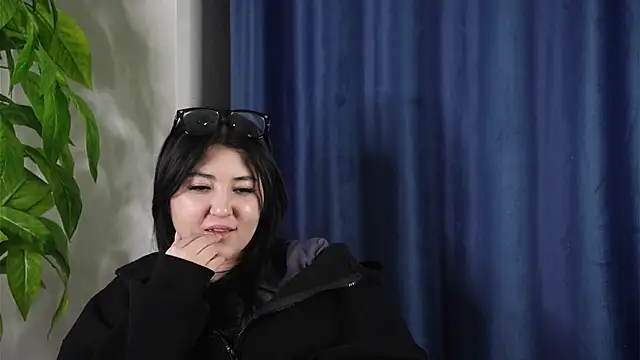 ElnaSharits' Live XXX Chat