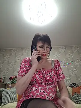 دردشة LaliaMia الجنسية المباشرة