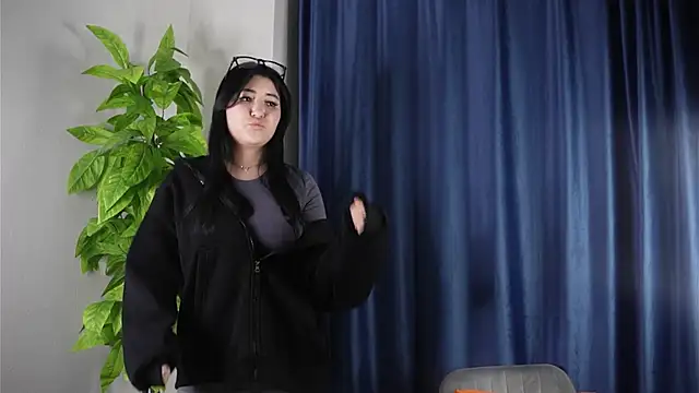 ElnaSharits Webcam Show