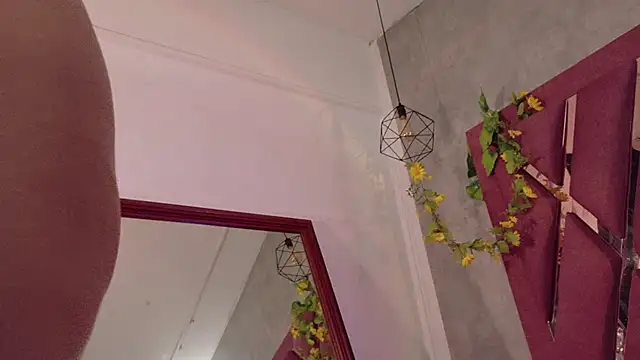 Haelycute's Live XXX Chat