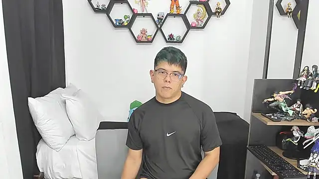 Siul_bigboy Show in webcam