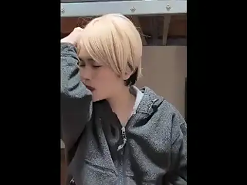 mgnhiroyuki's Live XXX Chat