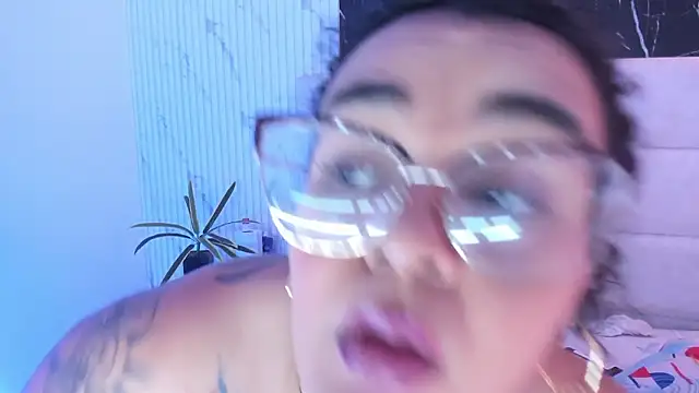 Reginavegaa Chat XXX live