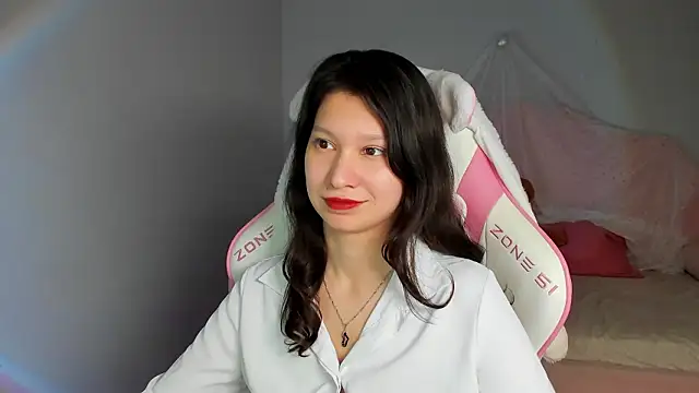 دردشة SaraDenars الجنسية المباشرة