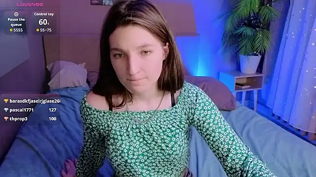 Chat +18 de Mia_Myles ao vivo