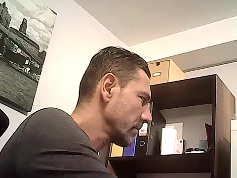 mastercharisma35 élő XXX-chatje