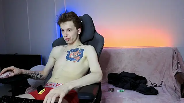 arlekincrop élő XXX-chatje