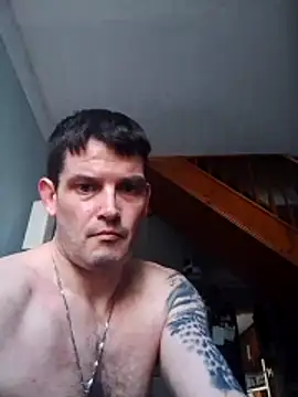 Hixxy_1025 élő XXX-chatje