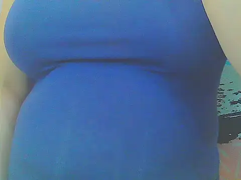 Pokazy przed kamerką – keepmepregnantT