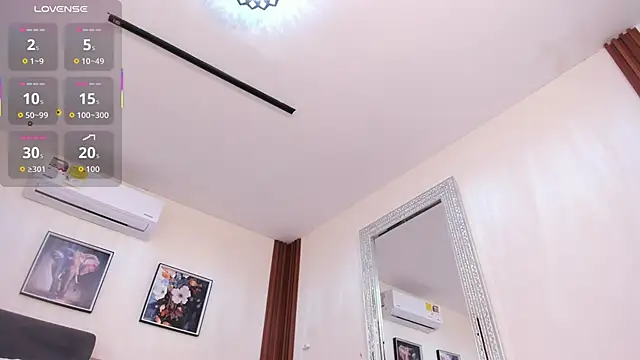 XXX chat uživo modela litzy_skinny