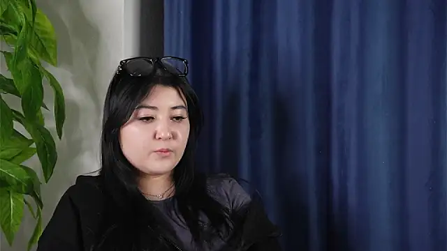 ElnaSharits' Live XXX Chat