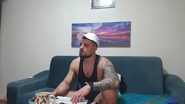 Tiberius_hunk: онлайн-секс-чат