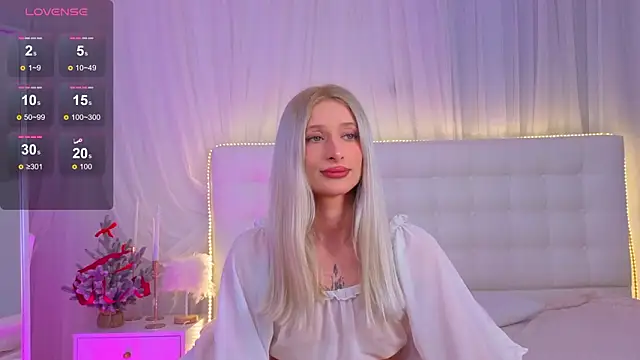 Monica_Leen élő XXX-chatje