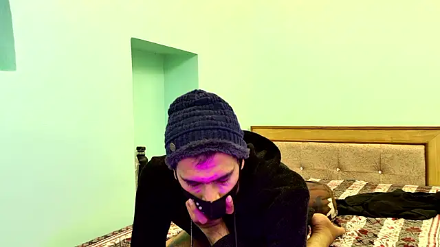 Chat XXX ao vivo de zihan777